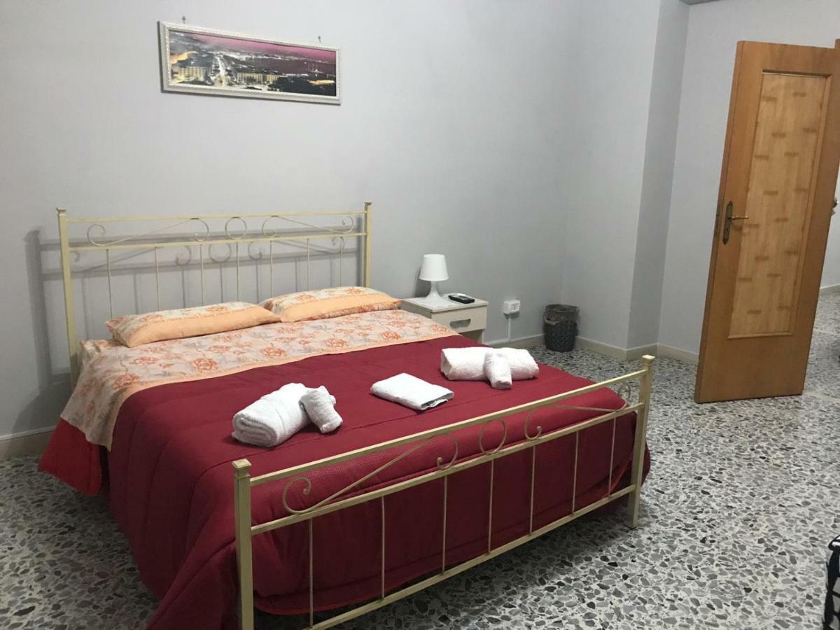 La Casa Del Re Borbone Leilighet Napoli Eksteriør bilde